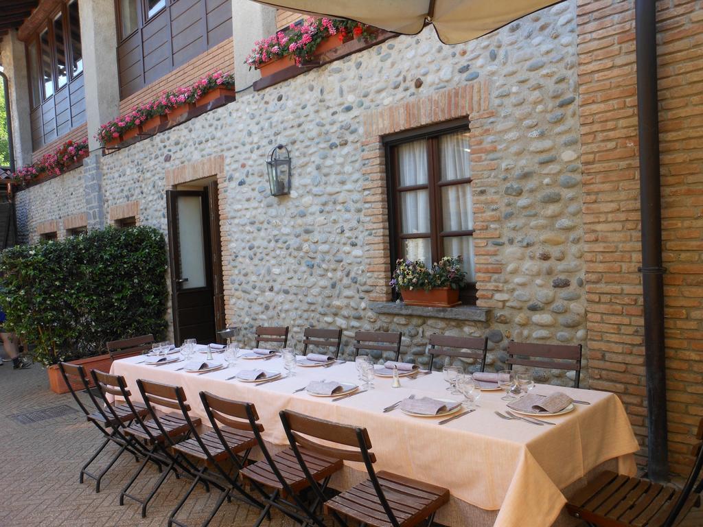 Agriturismo Cassinazza Orsenigo エクステリア 写真