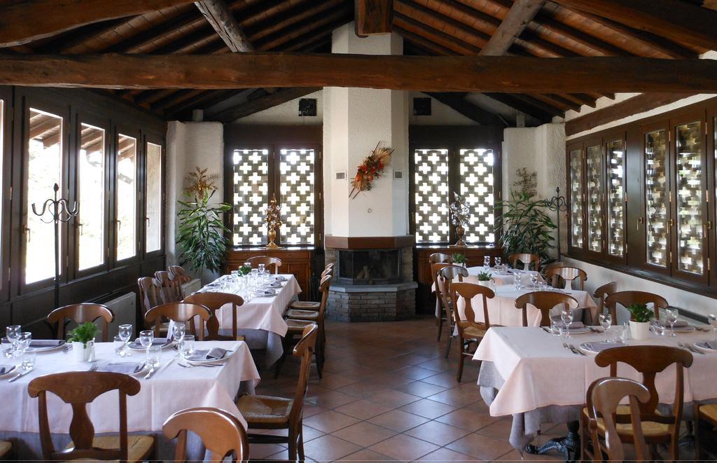 Agriturismo Cassinazza Orsenigo エクステリア 写真