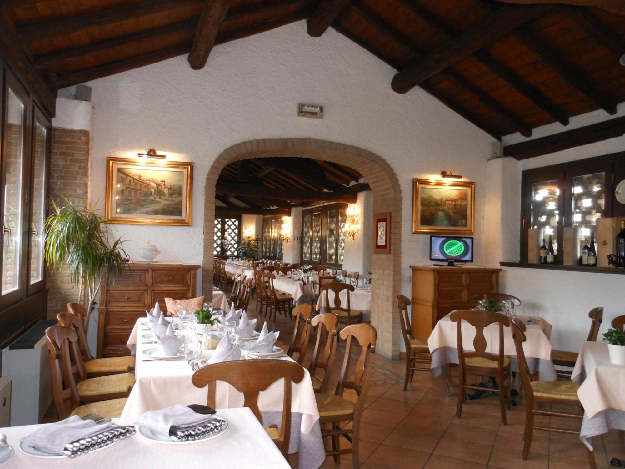 Agriturismo Cassinazza Orsenigo エクステリア 写真