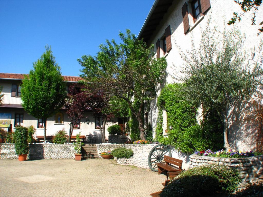 Agriturismo Cassinazza Orsenigo エクステリア 写真